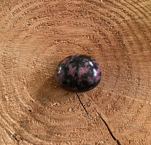 Rhodonite galet